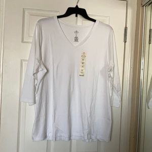 NWT Woman’s plus top 3X white